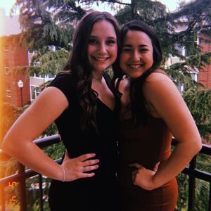 Meet your Posher, Abigail